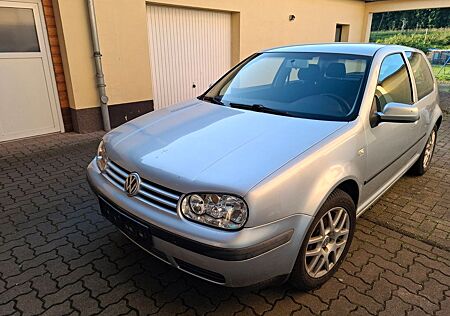 VW Golf Volkswagen 1.4 Basis Basis
