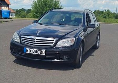 Mercedes-Benz C 200 CDI T BlueEFFICIENCY Rentnerfahrzeug
