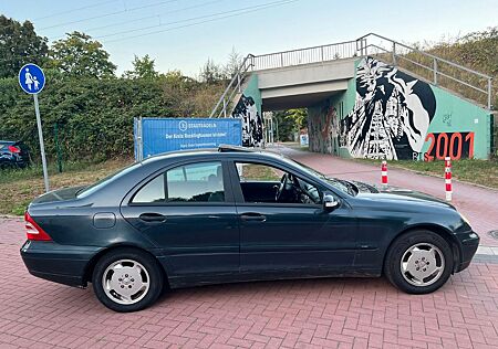 Mercedes-Benz C 180 * 6 Gang*Schiebedach*Klimaauto*Tempomat*
