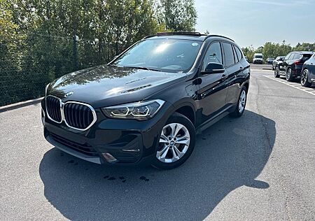 BMW X1 xDrive 25e PANO-LED-KAM-SzH