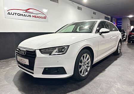Audi A4 Avant 30 TDI Automatik / Bi- Xenon / Navi