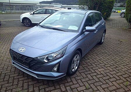 Hyundai i20 *DAB*Navi*Shzg*PDC*Cam*Lhzg*VCockpit*