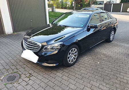 Mercedes-Benz E 200 BlueTEC -