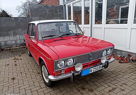 Lada Andere