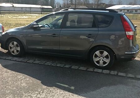 Hyundai i30 CW 1.6 CRDi 66 kW Classic Classic