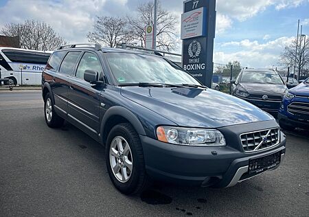 Volvo XC 70 XC70 2.5 T AWD/Leder/Si-Hz/Xenon/Klima/Ahk/Cruis