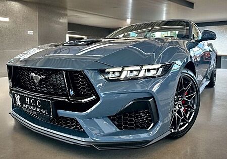 Ford Mustang GT V8 Fastback Automatik Neues Modell