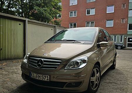 Mercedes-Benz B 200 CDI -