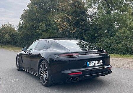 Porsche Panamera GTS mit Approved-Vollgarantie