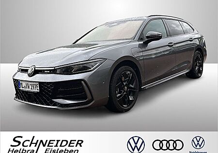 VW Passat Variant Volkswagen Passat R-Line 1.5 l eHybrid OPF 130 kW (177 PS)