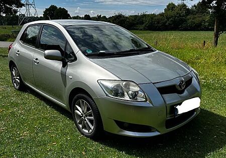 Toyota Auris 1,33-l-Dual-VVT-i -