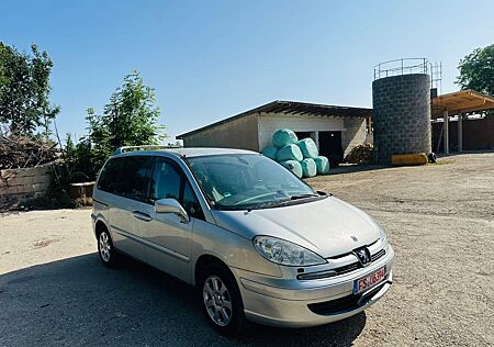 Peugeot 807 Premium 2,0 HDI KLIMA 8 SITZE TUV 09-2025