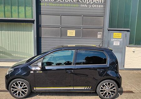VW Up Volkswagen ! street !