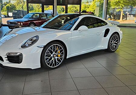 Porsche 991 TURBO S APPROVED DAB DEUTSCH