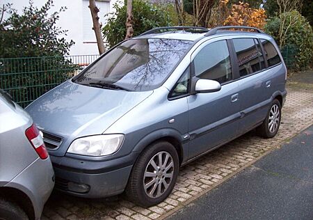 Opel Zafira 2.2 AUTOMATIC KLIMA 7-SITZER ALU AHK 2004