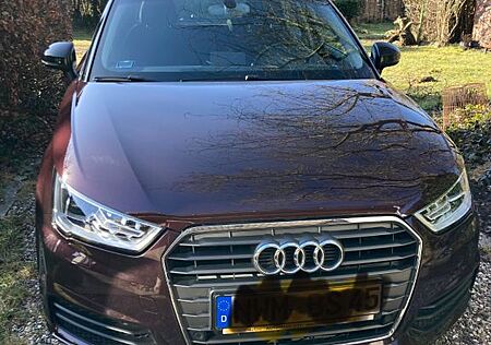Audi A1 1.4 TFSI S tronic Sportback -