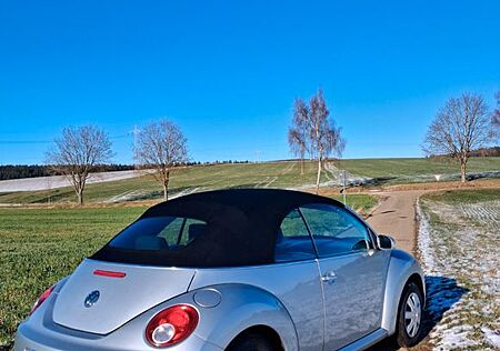 VW New Beetle Volkswagen 1.6 Cabriolet -