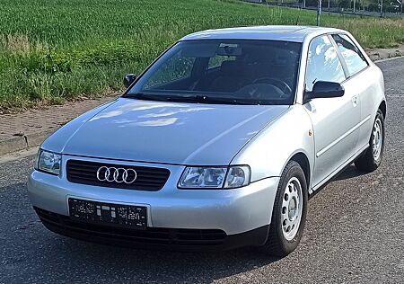 Audi A3 1.8 Ambiente Ambiente