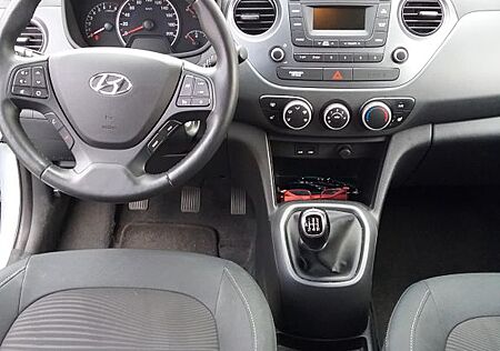 Hyundai i10 YES