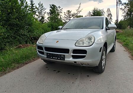 Porsche Cayenne 3.2 v6 TÜV 2.26 Motor Getriebe top