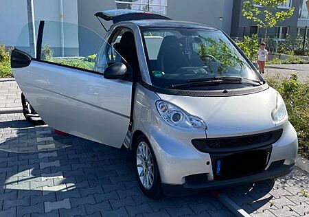 Smart ForTwo coupé 1.0 52kWmhd passion TÜV NEU 04.2026