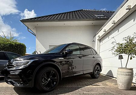 VW Tiguan Volkswagen R-LINE 2.0 TSI OPF 140kW DSG 4MOTION