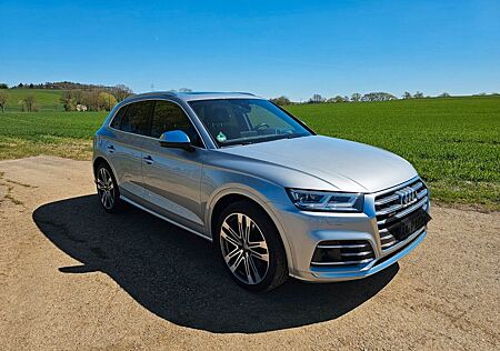 Audi SQ5 TDI -Pano, SHZ, AHK,21 Zoll,Karbon,Head Up