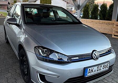 VW Golf Volkswagen e- e-