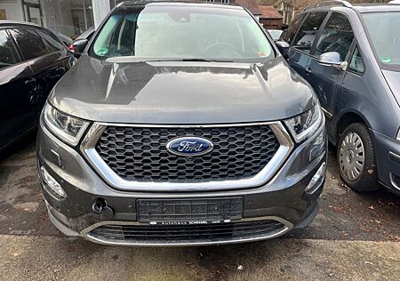 Ford Edge Vignale 4x4 / Leder / Navi / Xenon