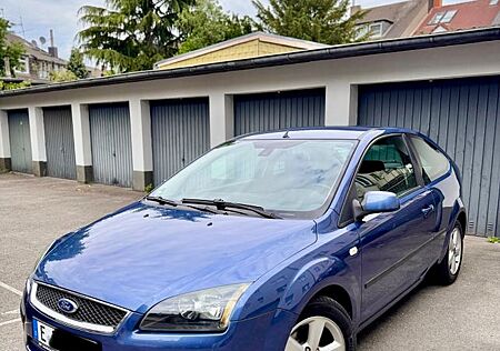 Ford Focus 1,6 Ti-VCT Sport Sport