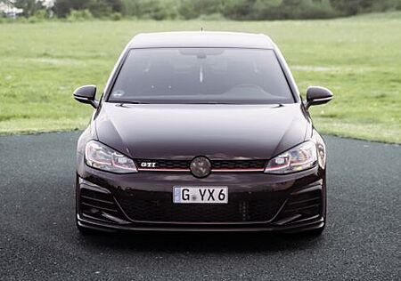 VW Golf Volkswagen 2.0 TSI GTI