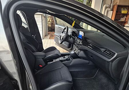 Ford Focus 2,3 EcoBoost ST Turnier Auto ST