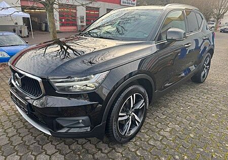 Volvo XC 40 XC40 Momentum Pro KAMERA LEDER ASSISTENTEN