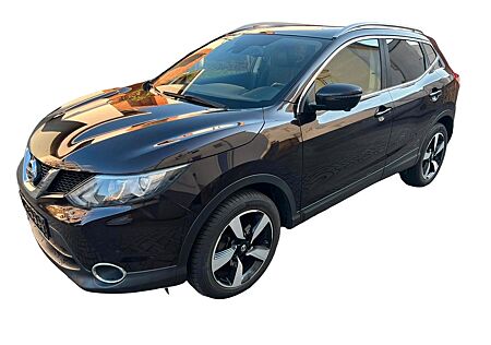 Nissan Qashqai /Kamera 360°/Automatik/Panorama/Navi
