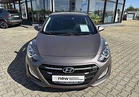 Hyundai i30 1.4 Classic Standheizung