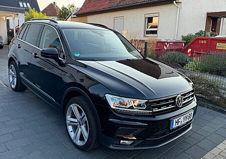 VW Tiguan Volkswagen 2.0 TDI SCR DSG Trendline Trendline