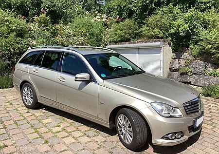 Mercedes-Benz C 220 CDI T BlueEFFICIENCY ELEGANCE