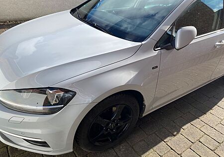 VW Golf Volkswagen 1.6 TDI Join Standheizung