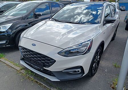 Ford Focus 1,5 ** Active / Auto ** mit Garantie