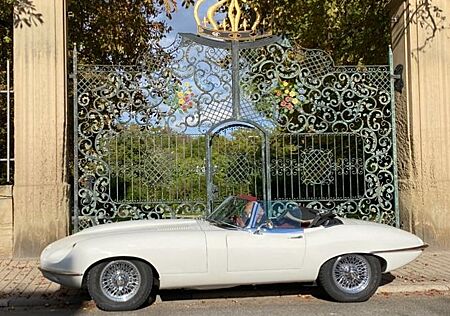 Jaguar E-Type S2