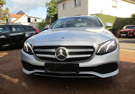 Mercedes-Benz E 220 E -Klasse T-Modell d