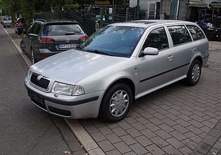 Skoda Octavia Combi Elegance