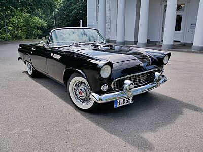 Ford Thunderbird 1955, ein Traum in schwarz ...