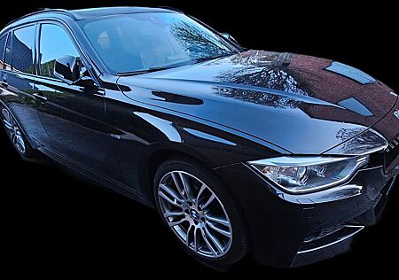 BMW 330d xDrive Touring Automatic -