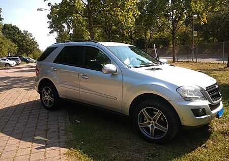 Mercedes-Benz ML 320 CDI 4MATIC -