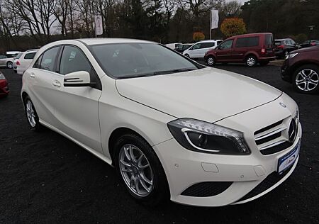 Mercedes-Benz A 180 BlueEfficiency 7G-DCT - Autom. Navi Klima