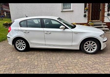 BMW 116i , Austauschmotor 80000KM, Steuerkette neu