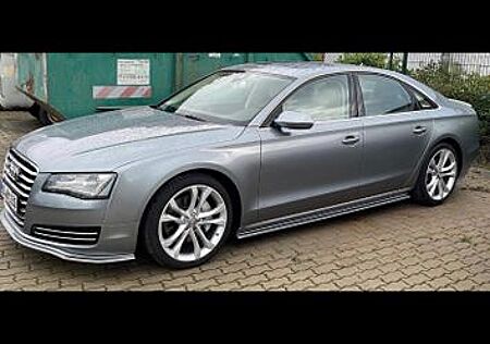 Audi A8 3.0 TDI quattro -BiXenon/Navi/Leder/Standh.