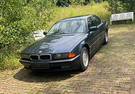 BMW 740i A - H Kennzeichen möglich 1.Hand