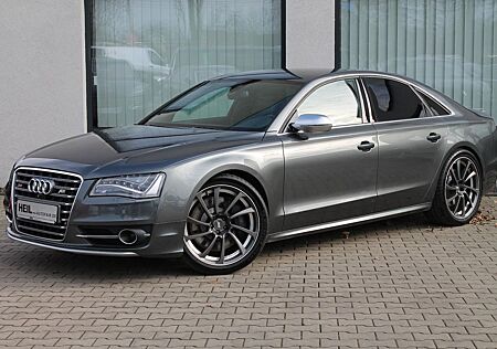 Audi S8 4.0 TFSI quattro*ACC*NACHTSICHT*KAMERA*LED*